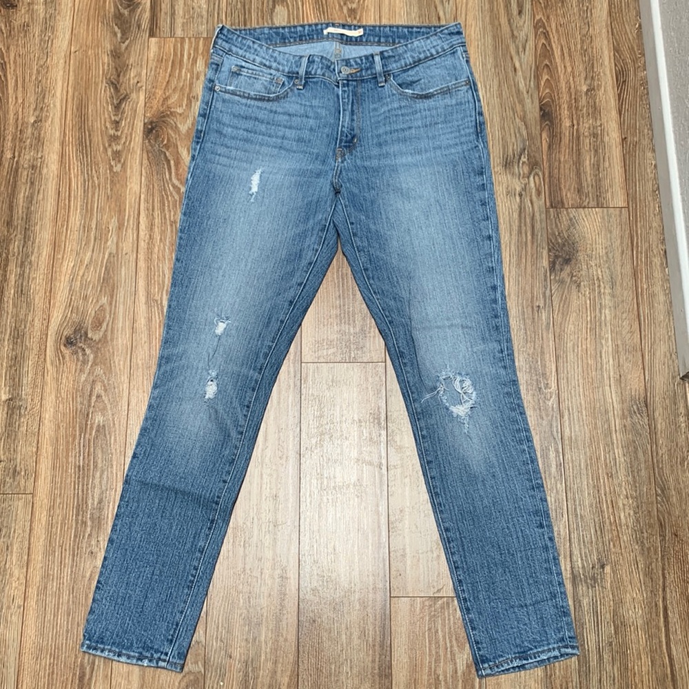 Levi’s 711 Skinny